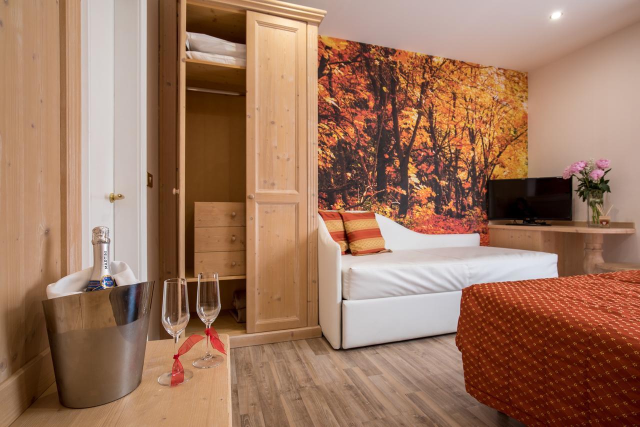 Hotel Touring Predazzo Exterior foto